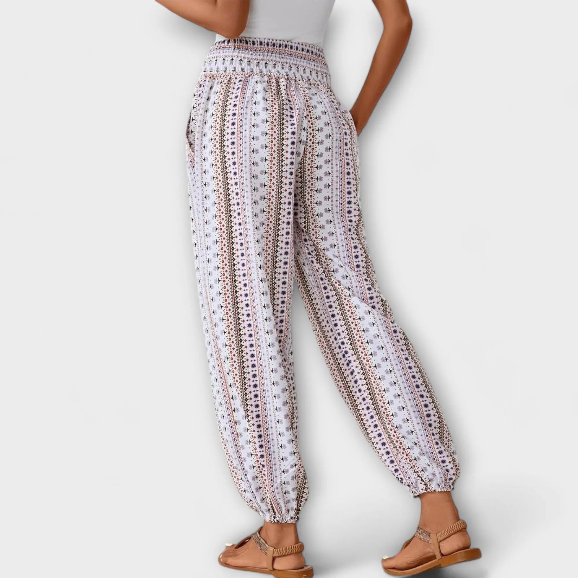 Scarletta – Wide Trousers with Ethno Pattern