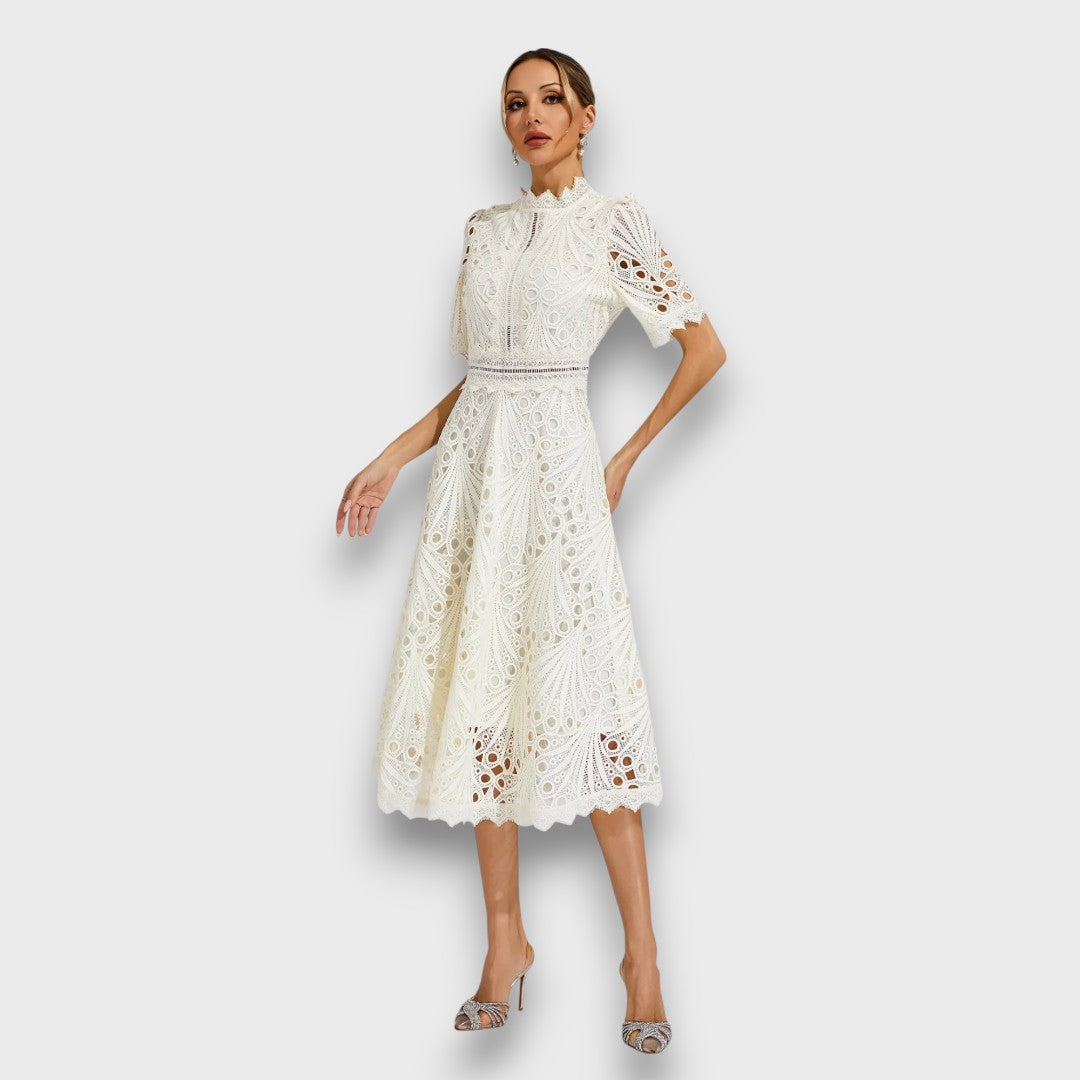 Norelia – Elegant Midi Dress with Lace Detail