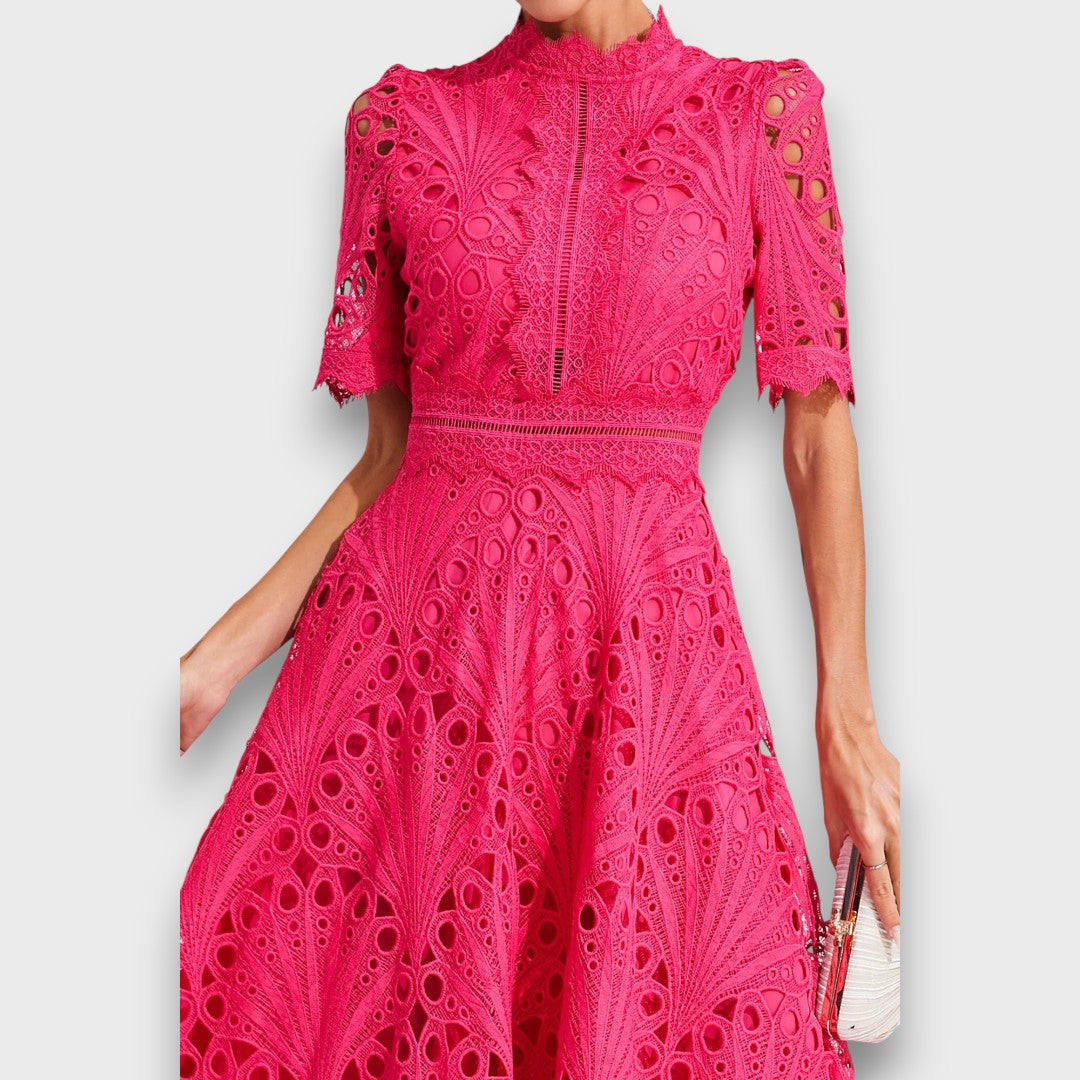 Norelia – Elegant Midi Dress with Lace Detail