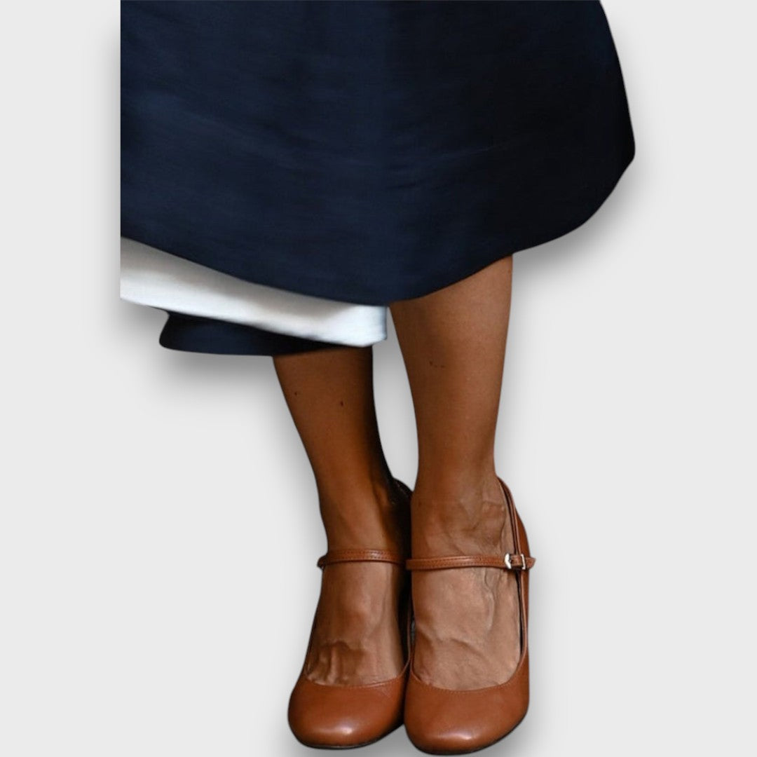 Bravina – Everyday Wearable Sandals with Delicate Straps