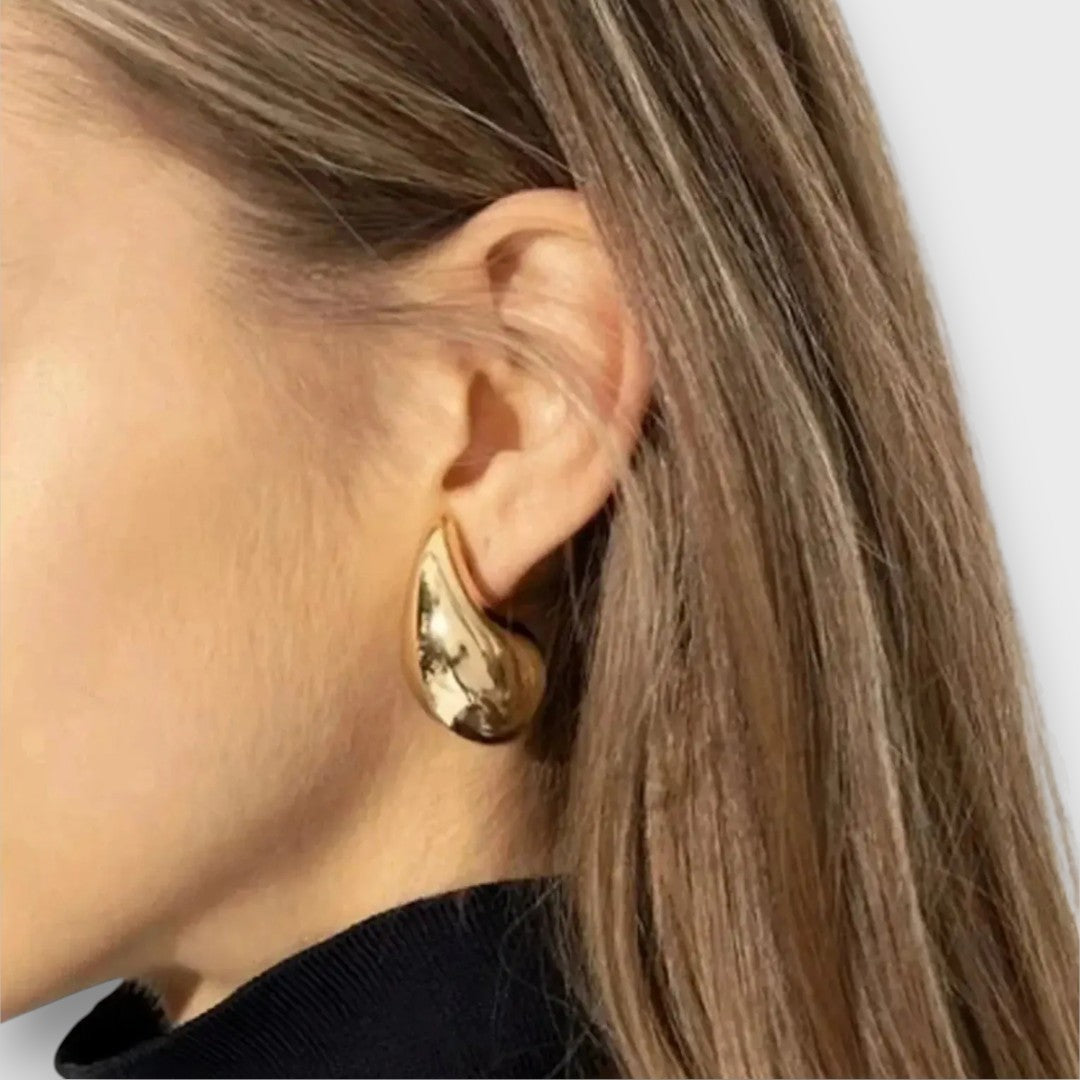 Ivy – Sculptural Stud Earrings