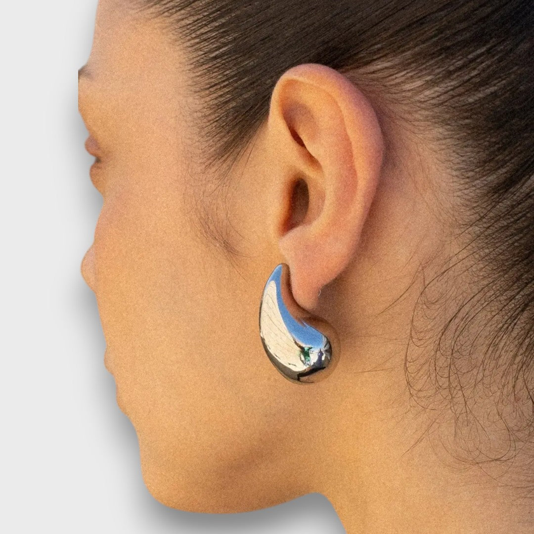 Ivy – Sculptural Stud Earrings