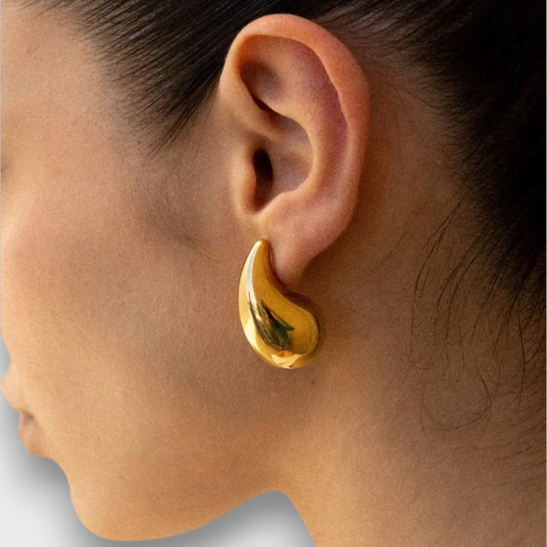 Ivy – Sculptural Stud Earrings