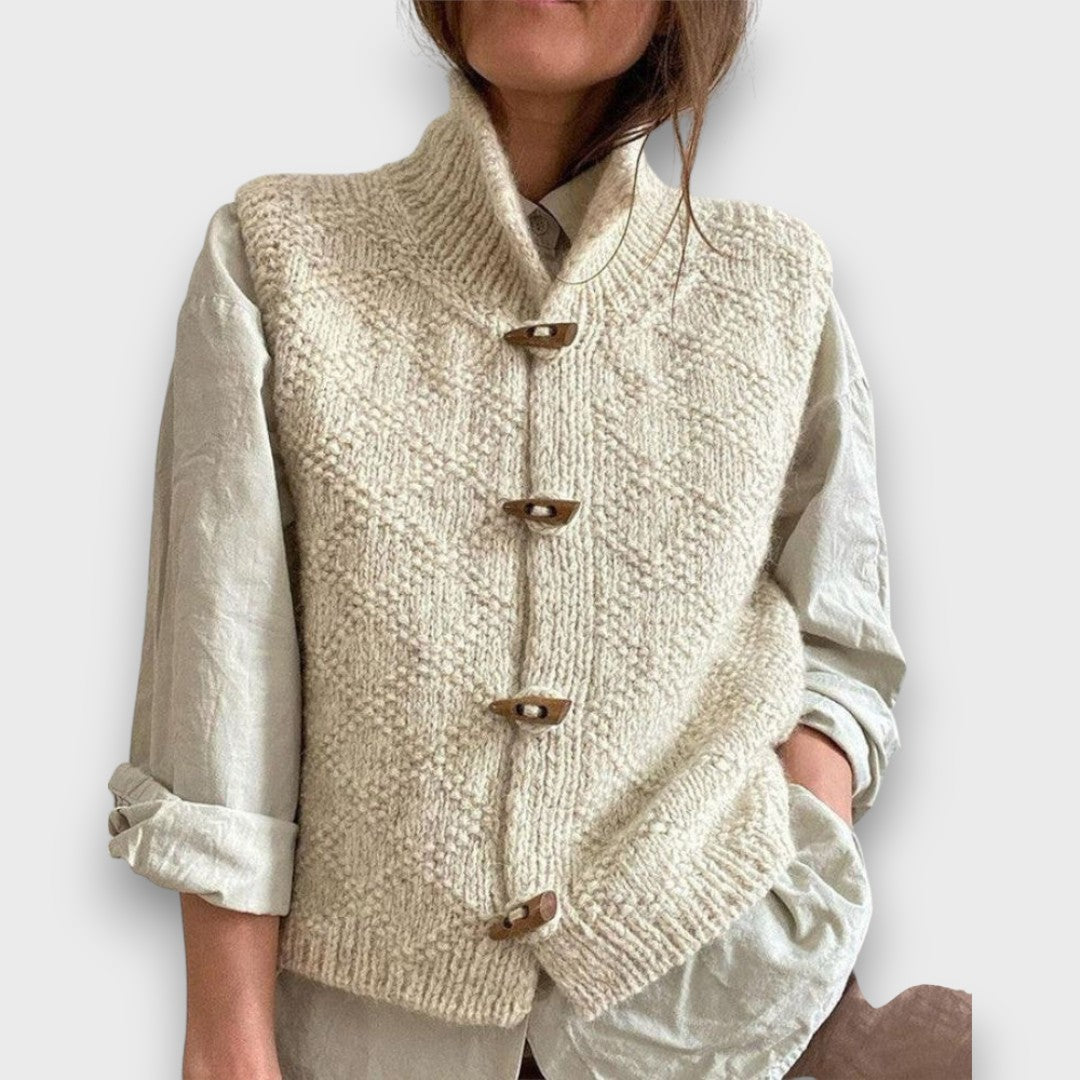Aislara – Sleeveless Knit Vest