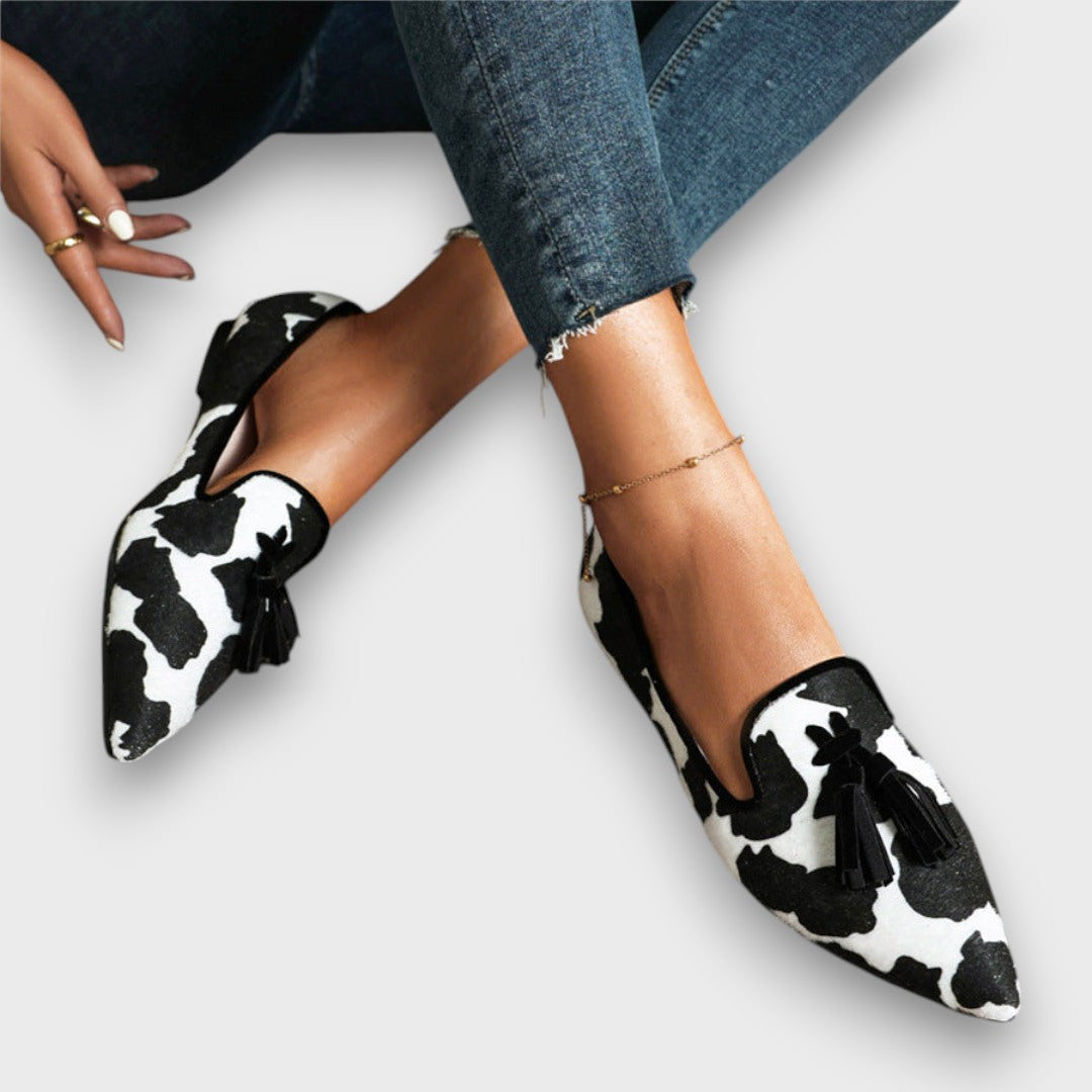 Maura – Statement Loafer with Fringes