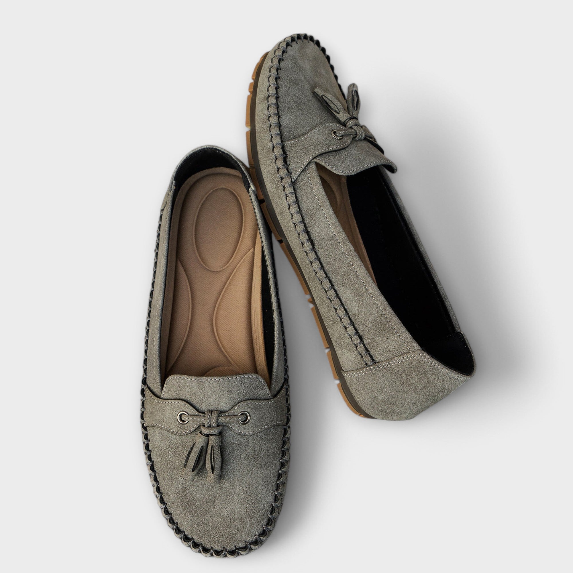 Emelie – Classic Moccasins in Modern City Style