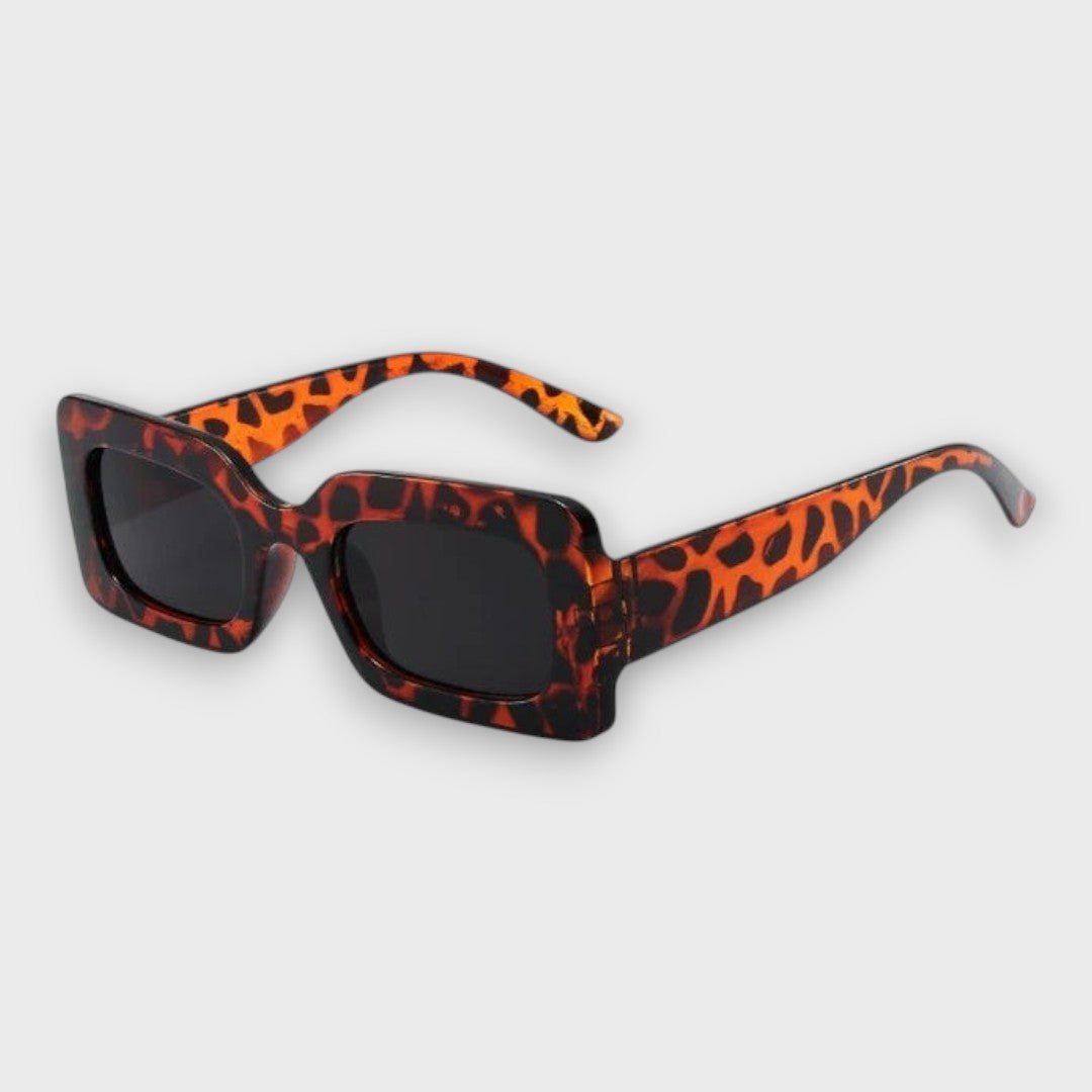 Elyanna – Bold Leopard Sunglasses