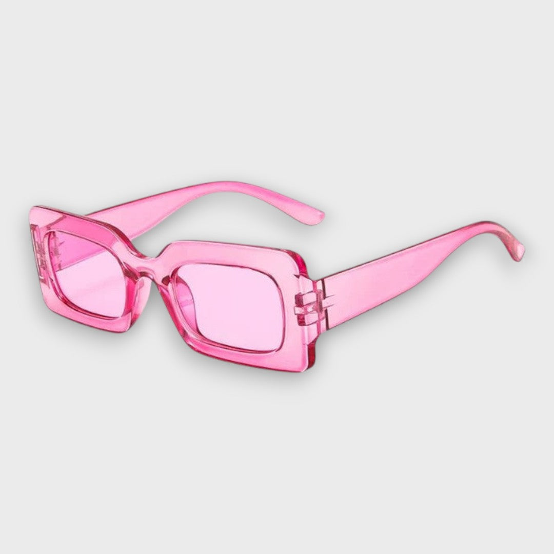 Elyanna – Bold Leopard Sunglasses