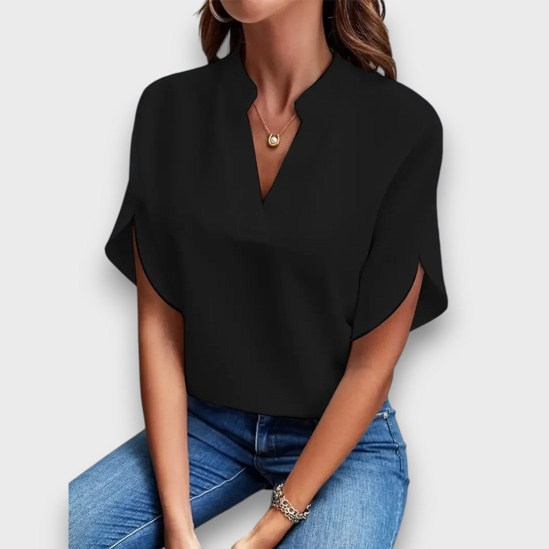 Elviona – Blouse with V-Neck and Flowing Shape