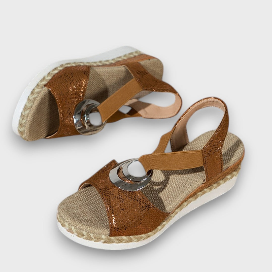 Solennea – Wedge Sandal with Golden Silhouette