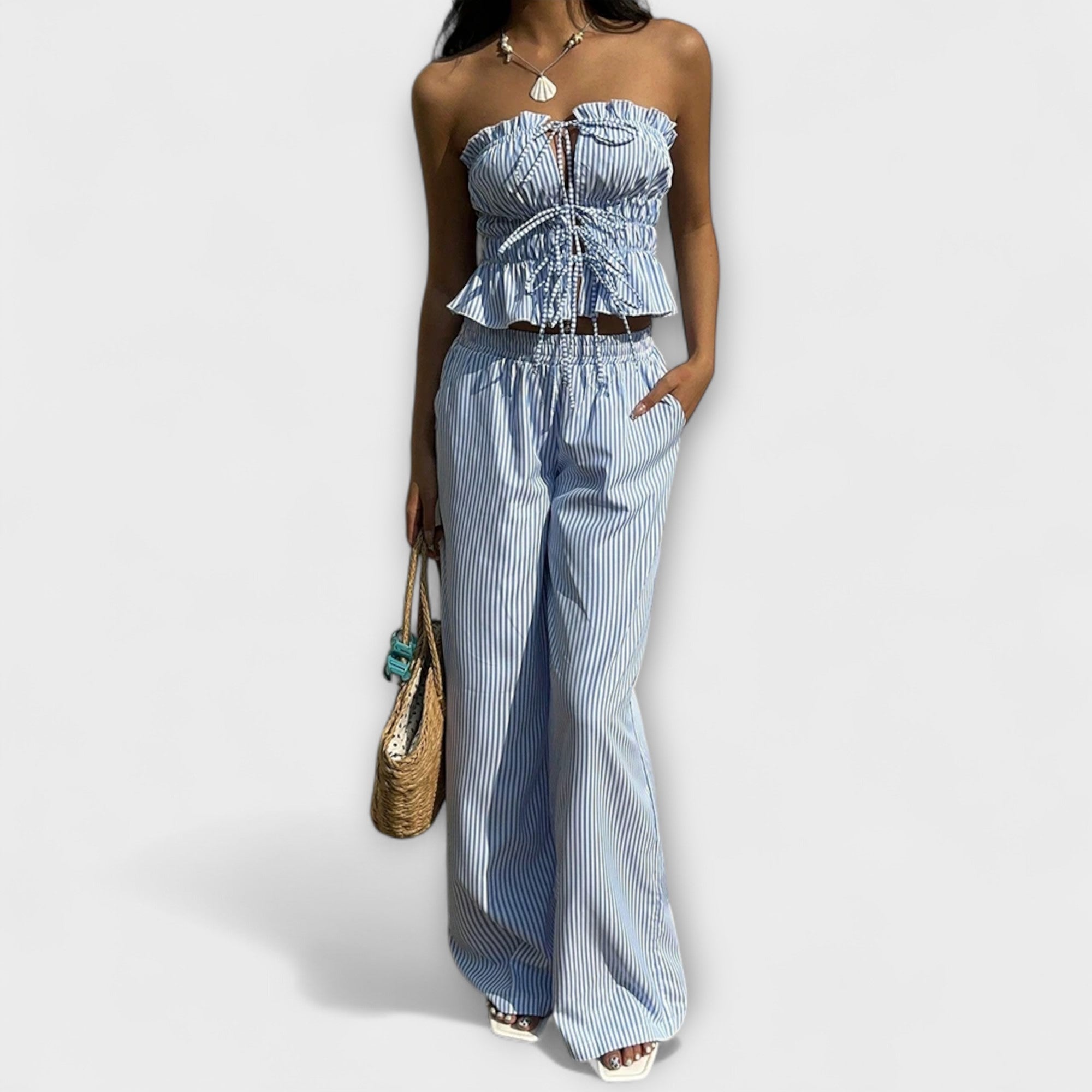 Aluna – Summer Set with Maritime Note