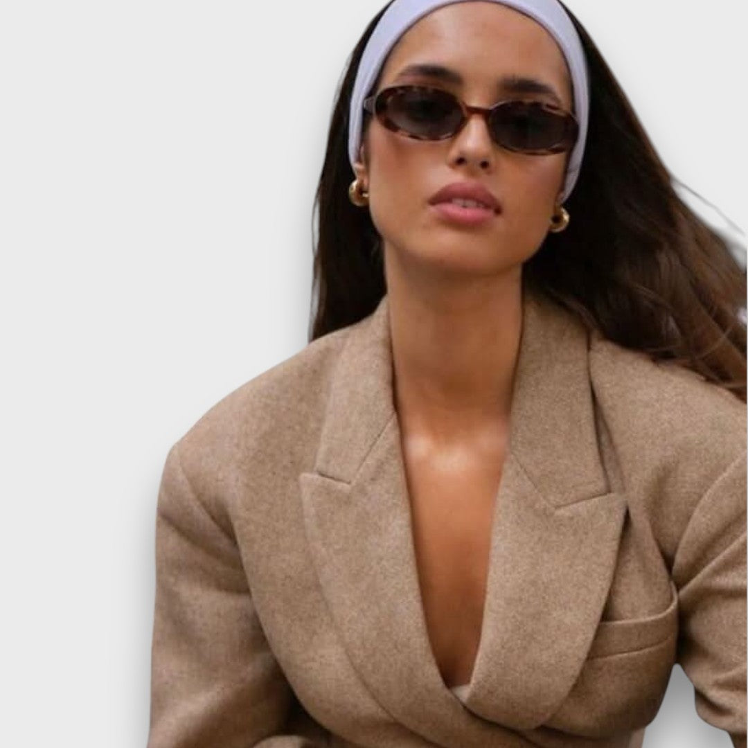 Kaelani – Elegant Oval Sunglasses