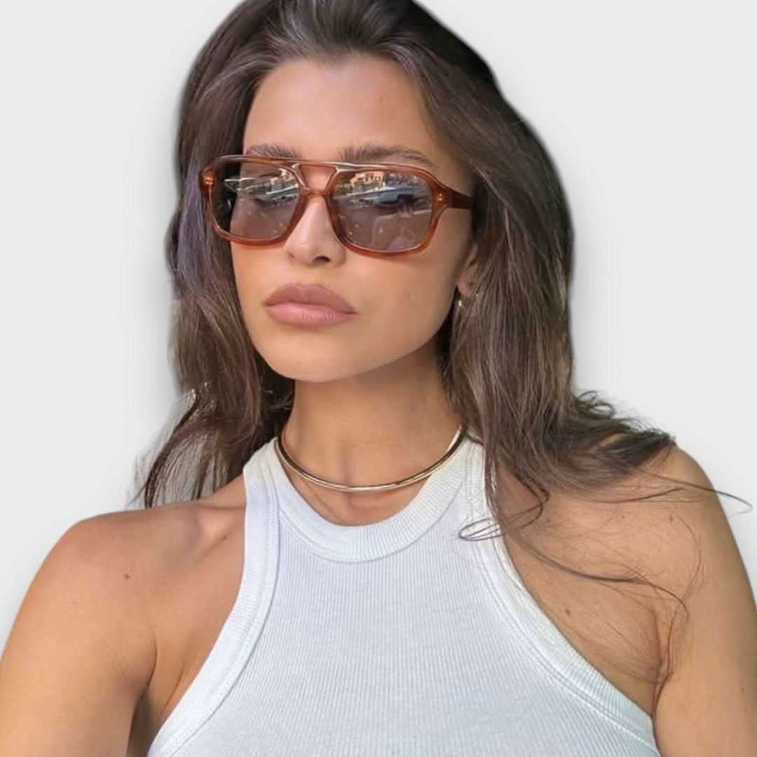 Jaslynn – Elegant Tortoise Sunglasses