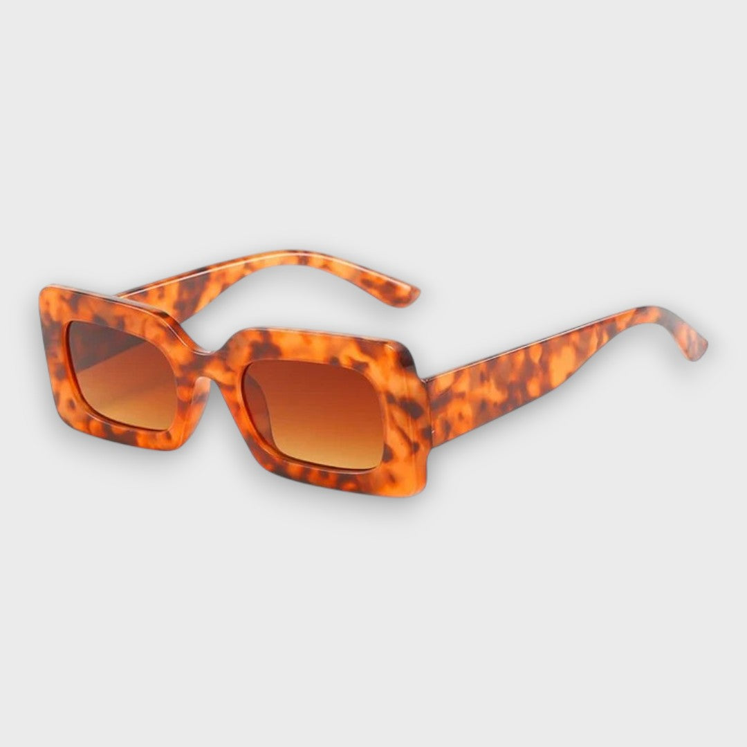 Elyanna – Bold Leopard Sunglasses