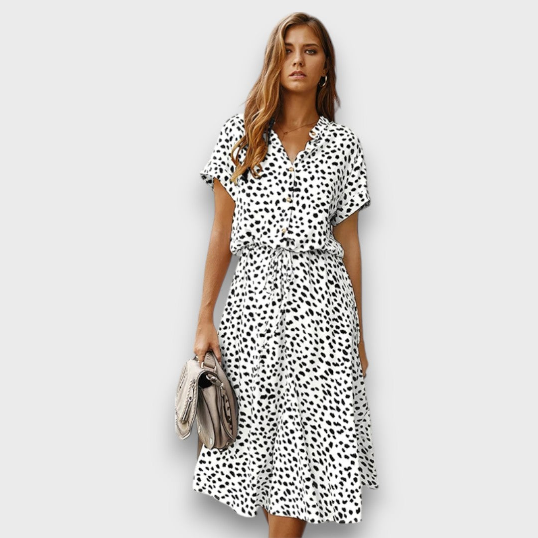 Solvinea – Buttoned Midi Dress with Vintage Print