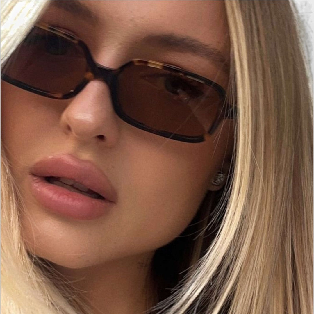 Skarlett – Refined Rectangular Sunglasses