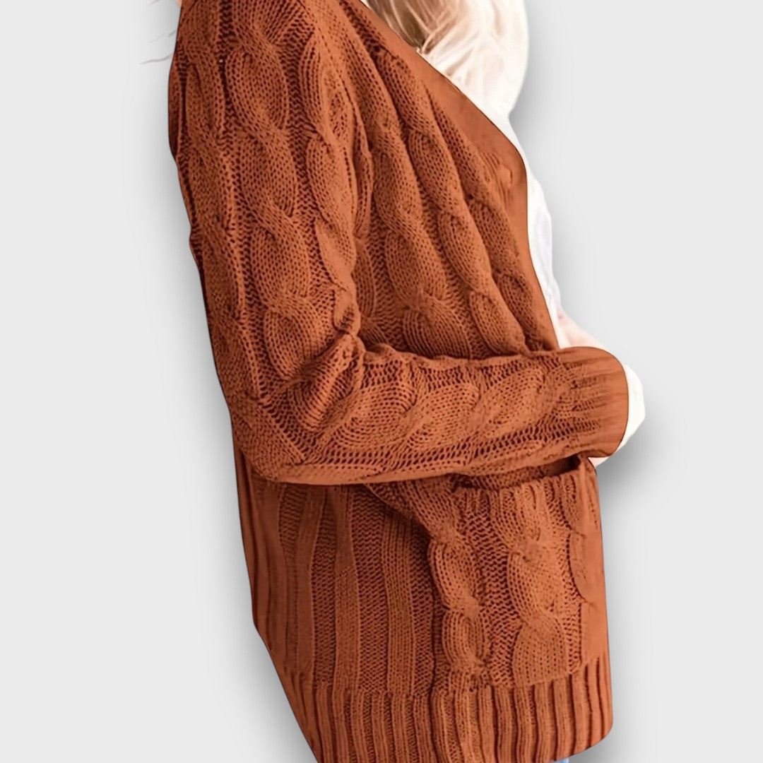 Dionara – Cozy cable knit cardigan