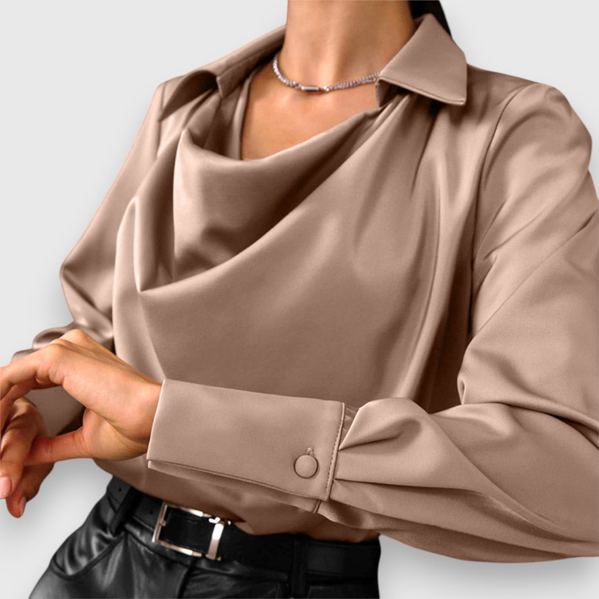 Olviera – Elegant Blouse for Every Occasion