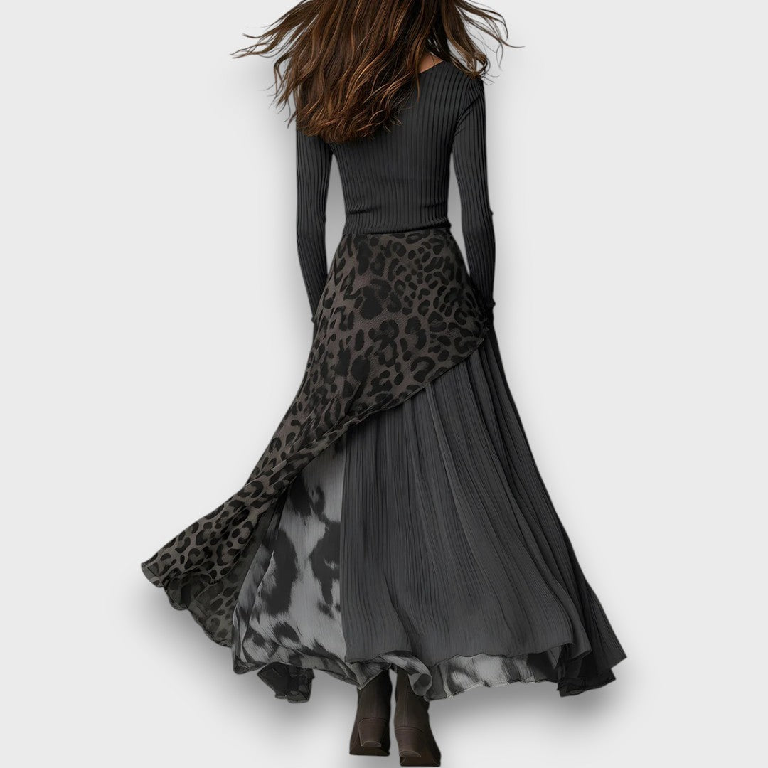 Zelvara – Mixed-Print Maxi Dress