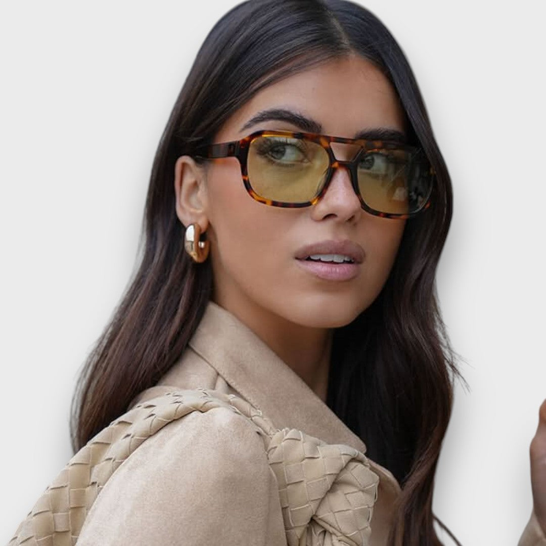 Jaslynn – Elegant Tortoise Sunglasses