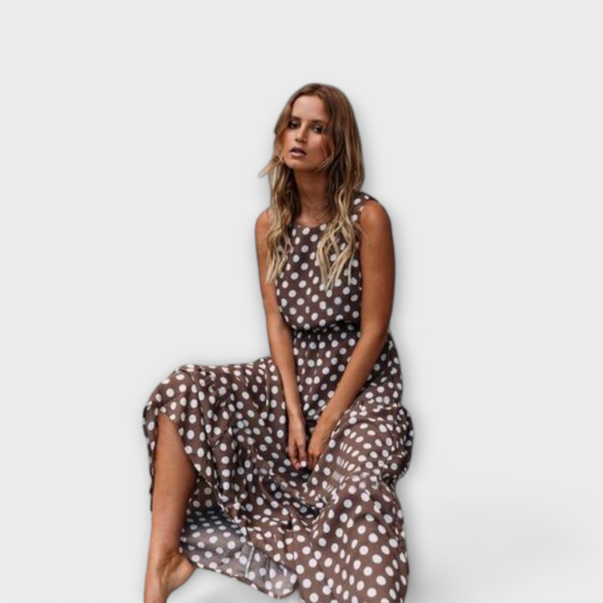 Gaviellea – Polka Dot Midi Dress in Retro Style
