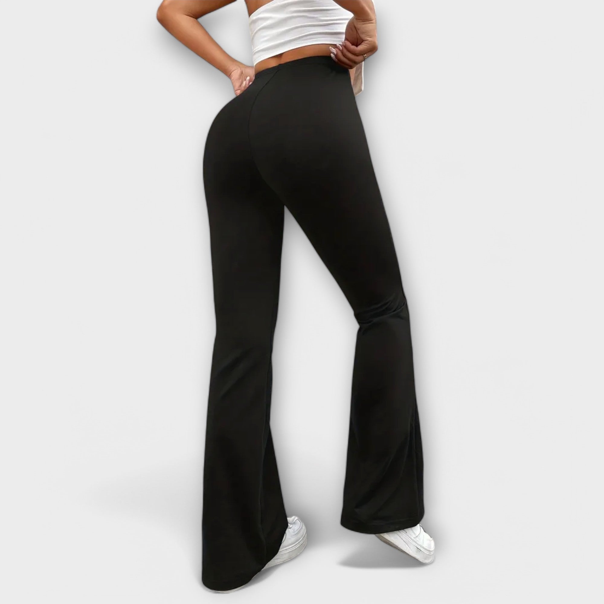 Mareva – Flared Pants with V-Waist