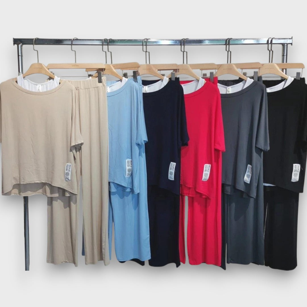 Marianna – Relaxed Set with Asymmetrical Top