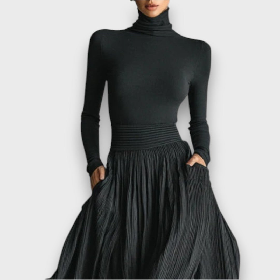Elisara – Black Set with Turtleneck and Pleated Skirt