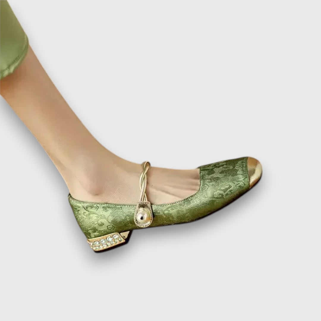 Lorina – Elegant Ballerinas with Vintage Charm