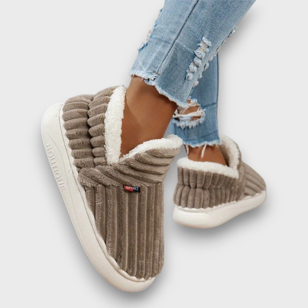 Cozyline – Plush Indoor-Outdoor Slippers