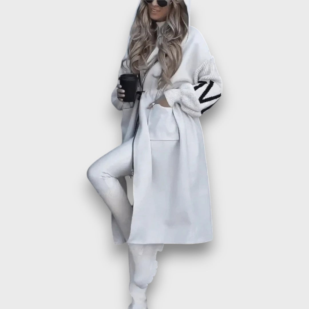 Jarvella – Elegant Cardigan with Hood