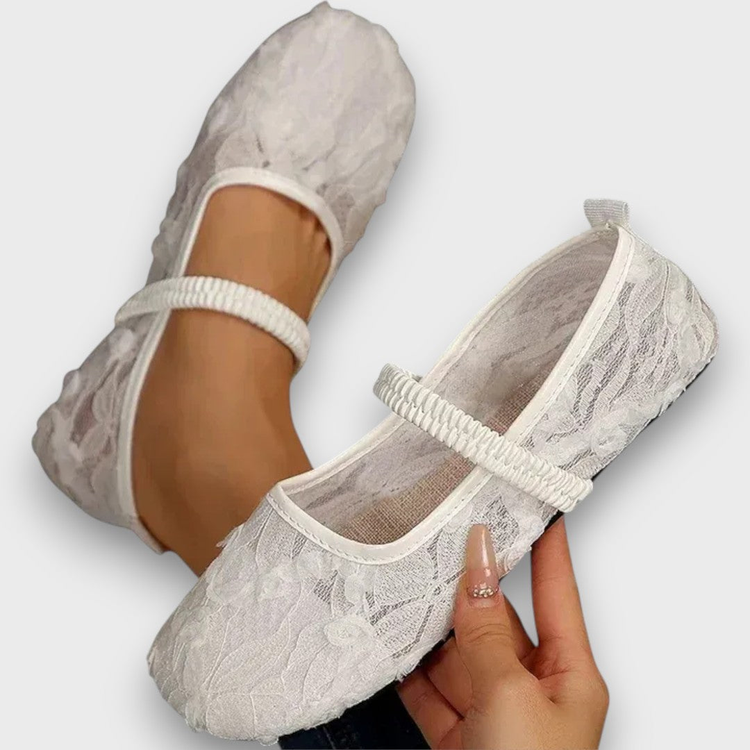 Ivannie – Orthopedic Lace Flats