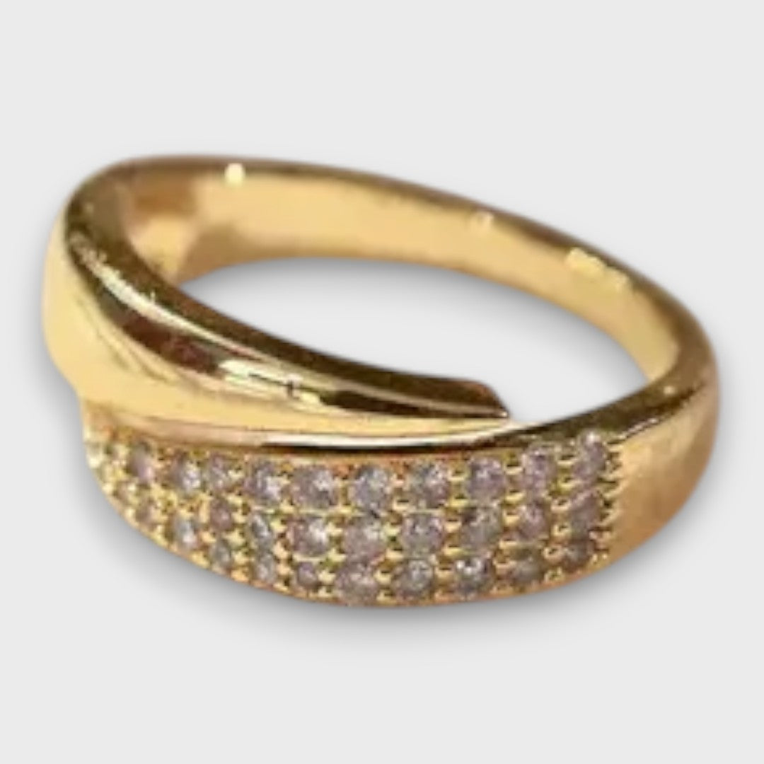 Aurena Haven Ring – Supporting the Fight Against Breast Cancer