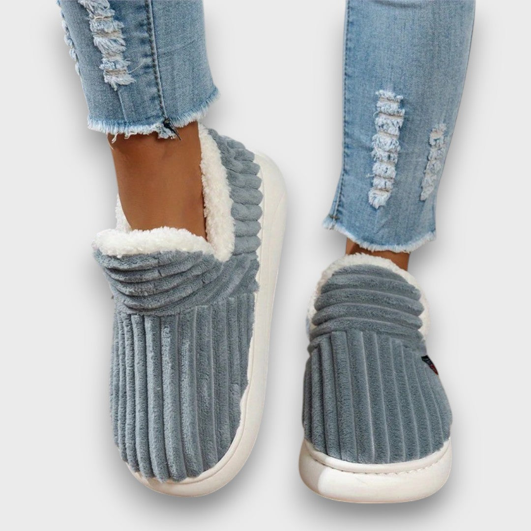 Cozyline – Plush Indoor-Outdoor Slippers