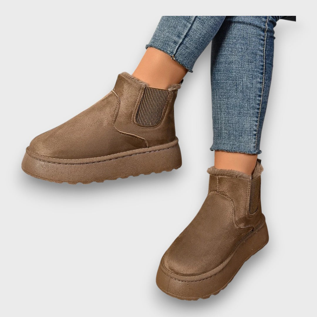 Meraya – Plush-Lined Winter Chelsea Platform Boots