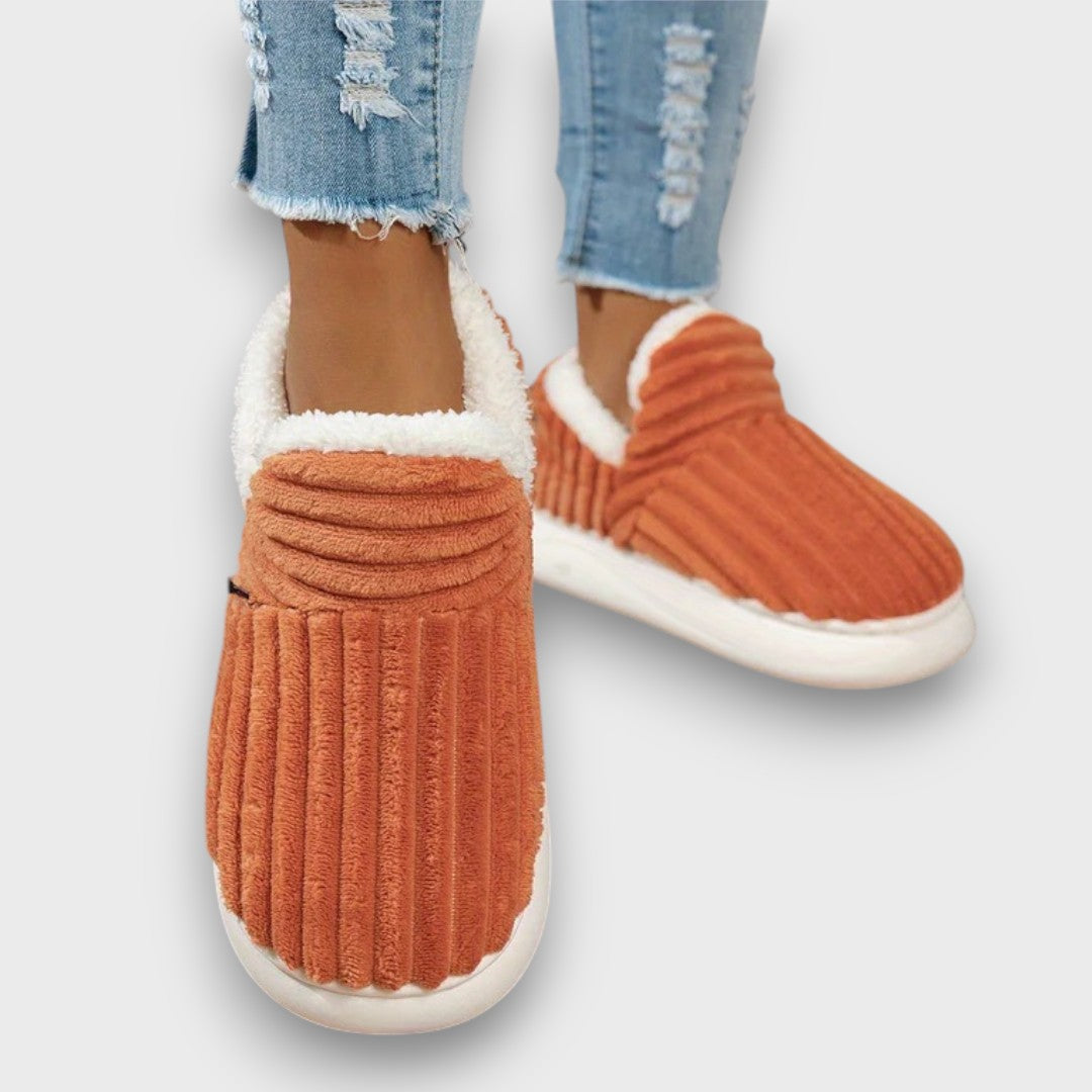 Cozyline – Plush Indoor-Outdoor Slippers