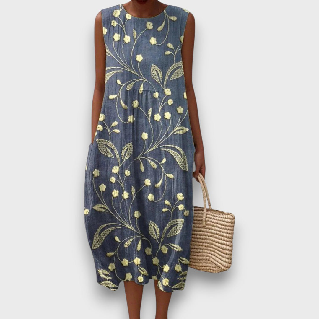 Lunaria – Dress with Floral Embroidery