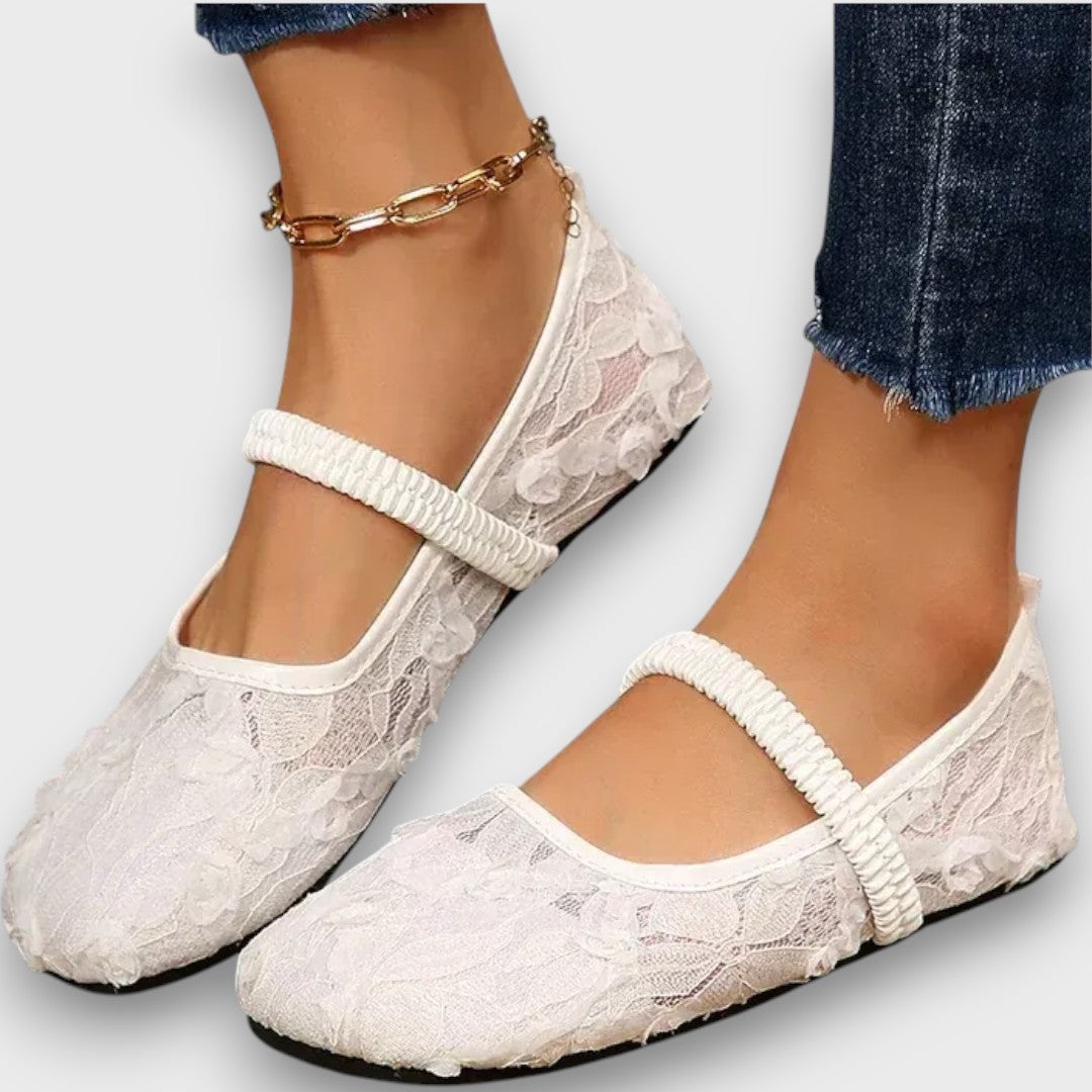 Ivannie – Orthopedic Lace Flats