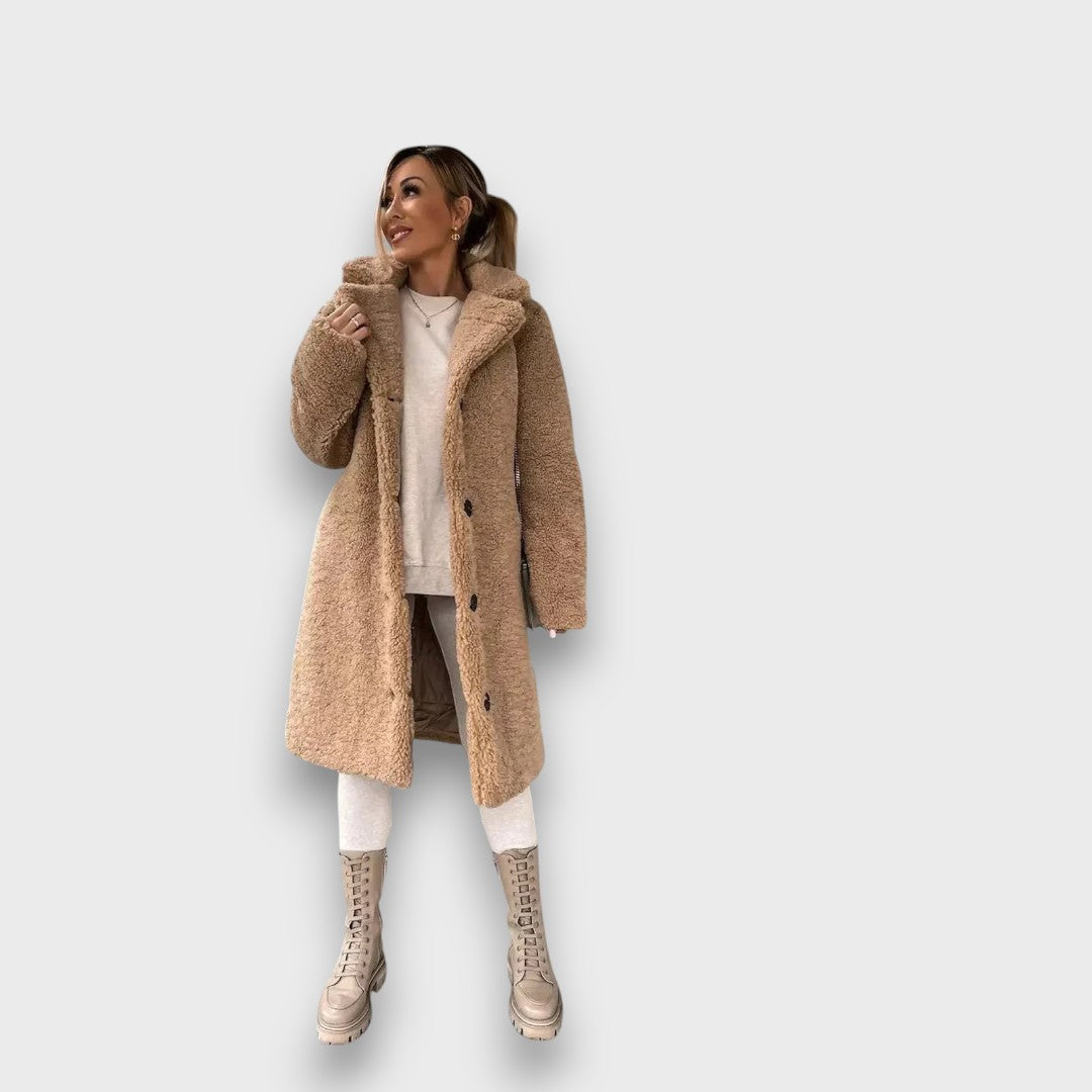 Larene – Plush Teddy Coat
