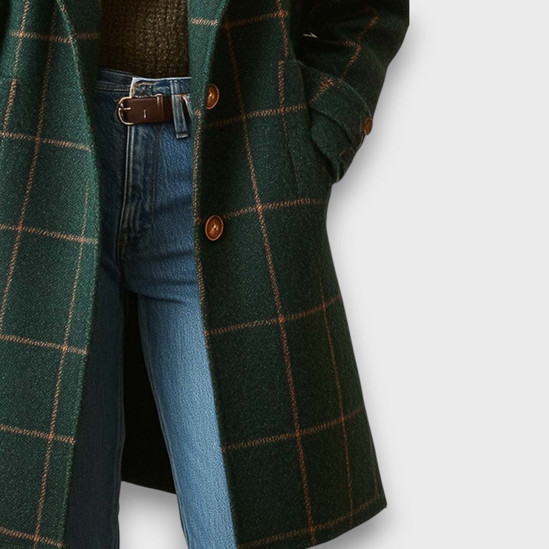 Avalynith – Plaid Tweed Coat