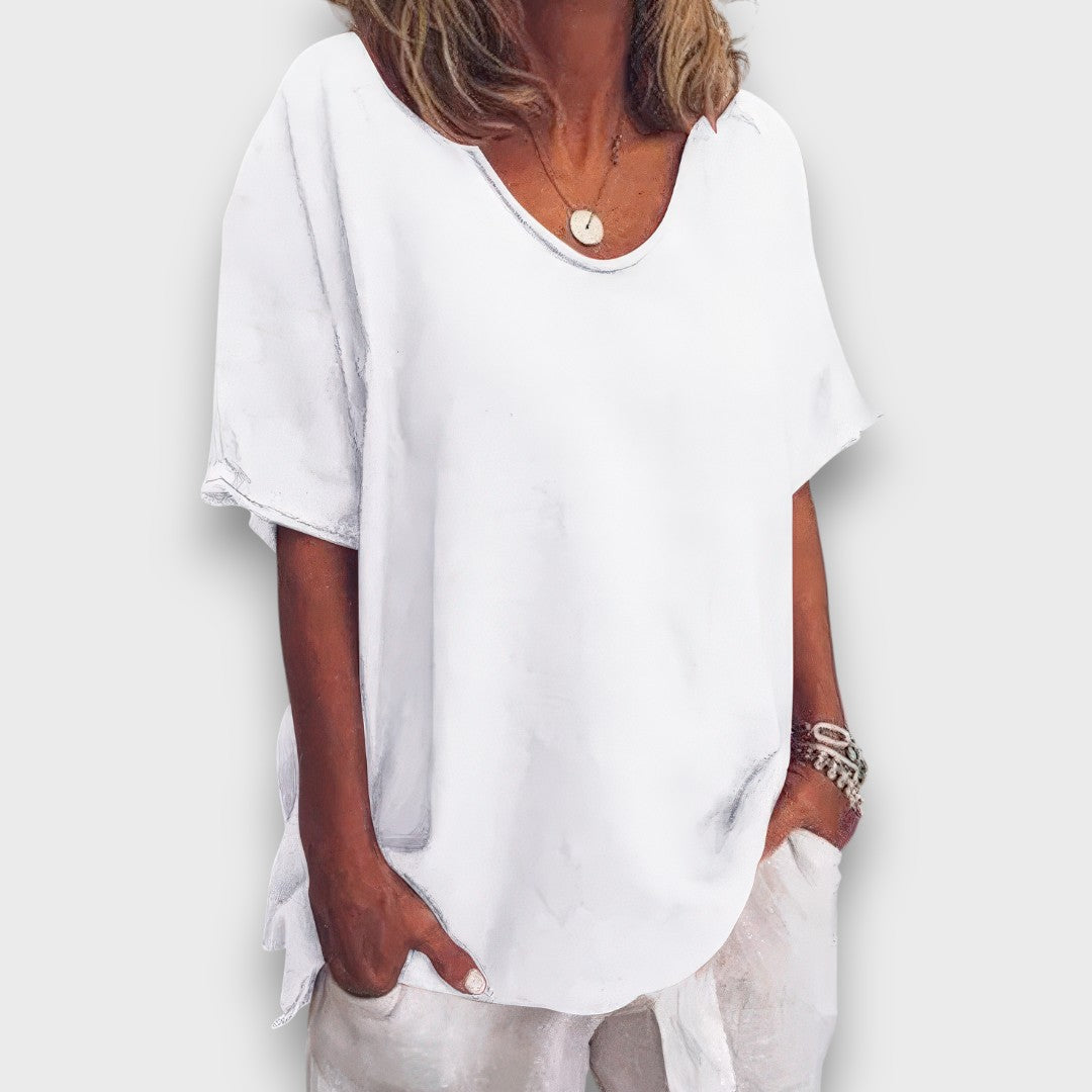 Ilyana – Simple Oversized Blouse for Every Day