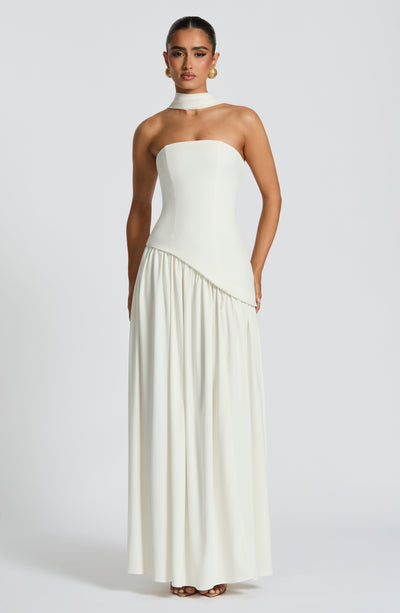 Rynellea - Elegant Strapless Evening Dress