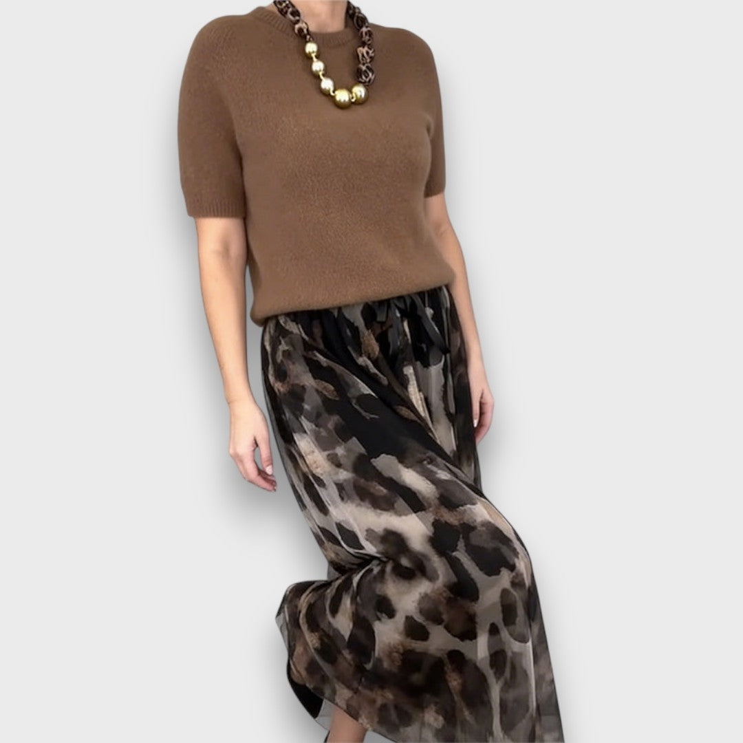 Leora – Sweater and Skirt Set with Leopard Print